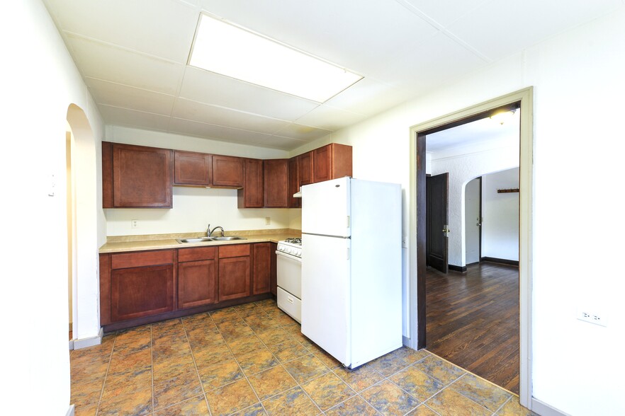 More Photos Of 3845 Chicago Ave, Minneapolis Apartments For Sale