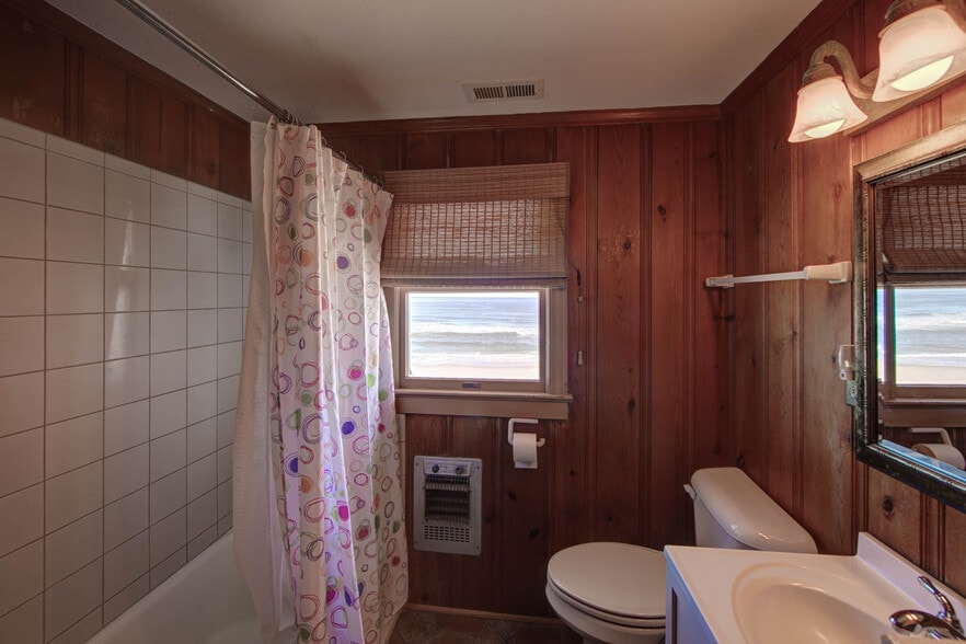 More Photos Of 9023 Gerhard st, Nags Head Apartments For Sale