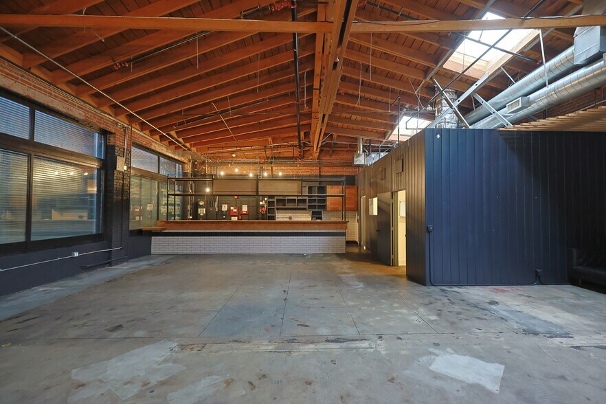 More Photos Of 2014-2022 E 7th St, Los Angeles Office For Lease