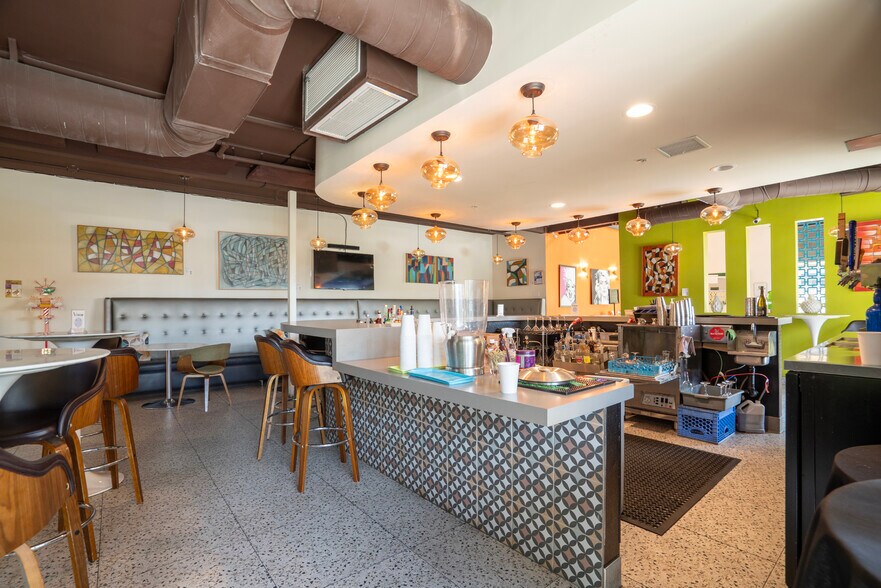 More Photos Of , Palm Springs Office For Sale
