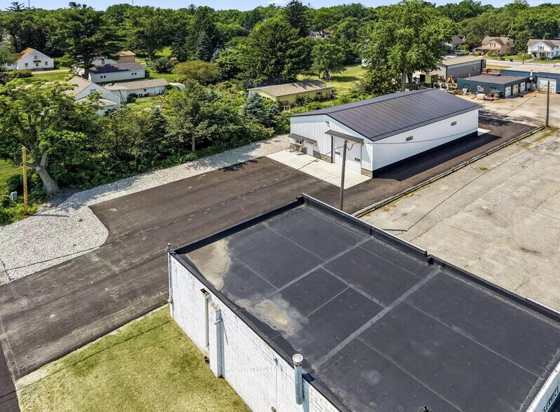 More Photos Of 409 N Ohio St, Wanatah Industrial For Sale