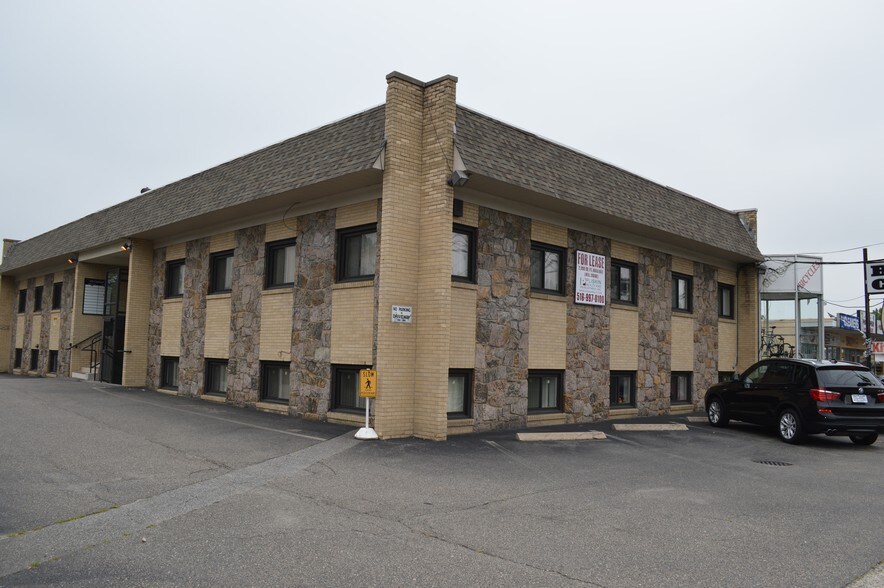 More Photos Of 164 Commack Rd, Commack Medical For Lease