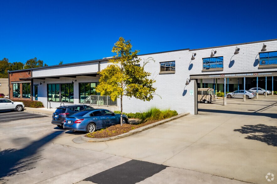 More Photos Of 225 Ottley Dr NE, Atlanta Loft Creative Space For Lease