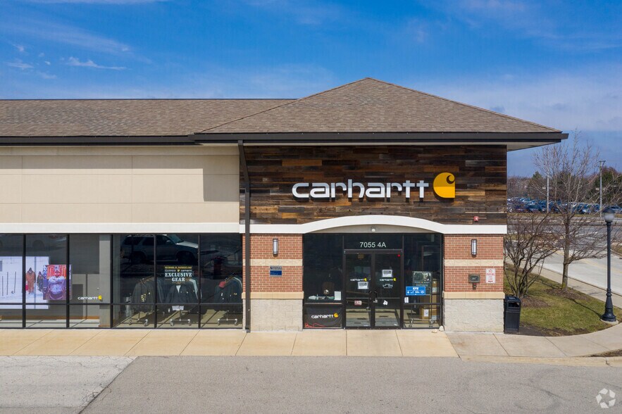 More Photos Of 6901-7105 Grand Ave, Gurnee Unknown For Lease