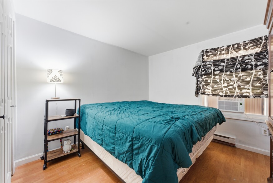 More Photos Of 331 Silver St, Greenfield Religious Facility For Sale