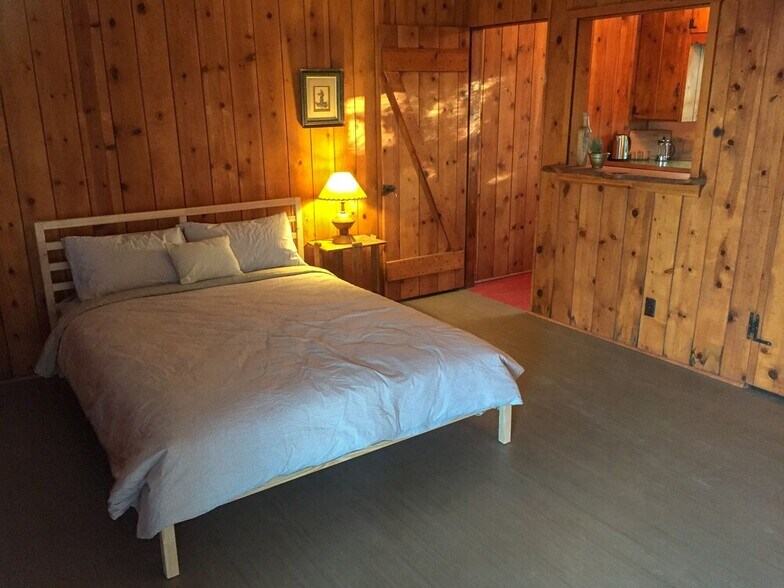 More Photos Of 61589 Division St, Joshua Tree Hotel For Sale