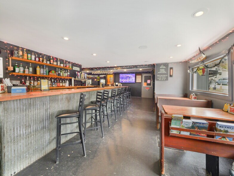 More Photos Of 553 County Road 94, Hankins Restaurant For Sale