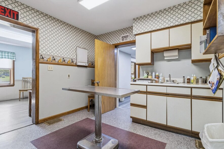 More Photos Of 5962 New York 812, Ogdensburg Medical For Sale
