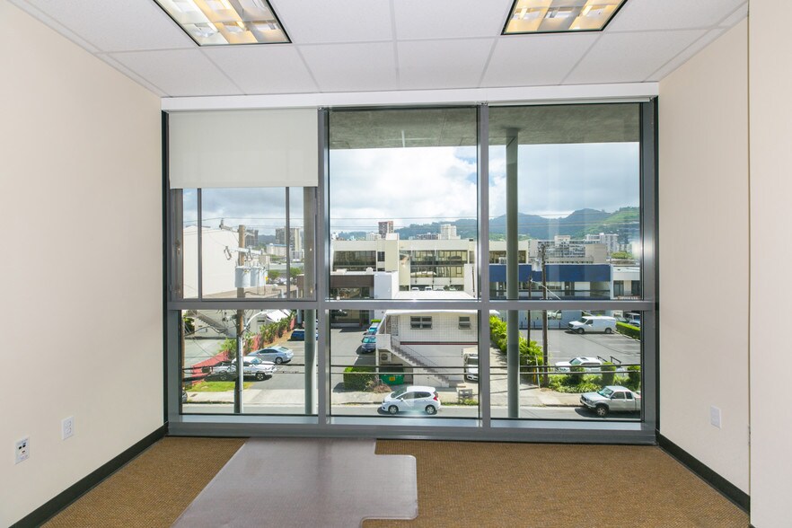 More Photos Of 1314 S king St, Honolulu Medical For Lease