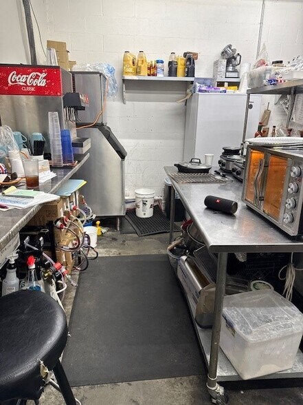 More Photos Of 427381 Texanna Rd, Checotah Restaurant For Sale