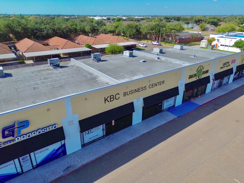 More Photos Of 2511-2513 Buddy Owens Blvd, McAllen Health Club For Lease