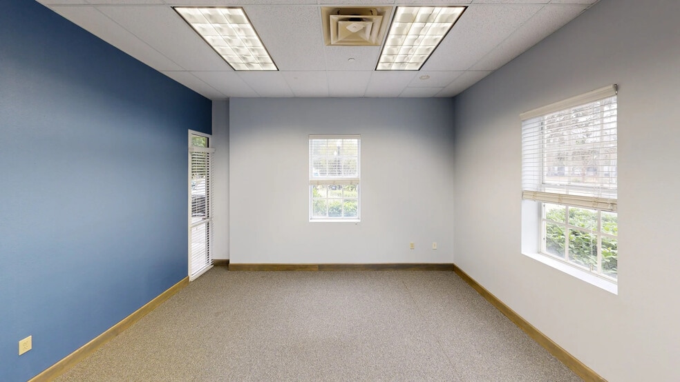 More Photos Of 6790 New Tampa Hwy, Lakeland Unknown For Lease