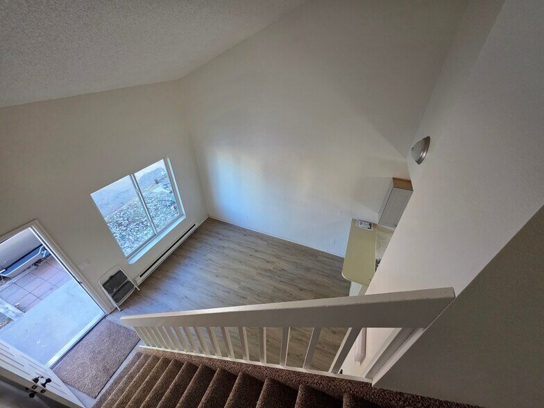 More Photos Of 129 Wellington St, Fountain Apartments For Sale