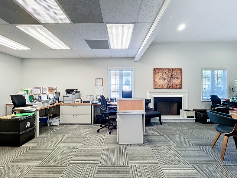 More Photos Of 1095 W Morse Blvd, Winter Park Office For Lease