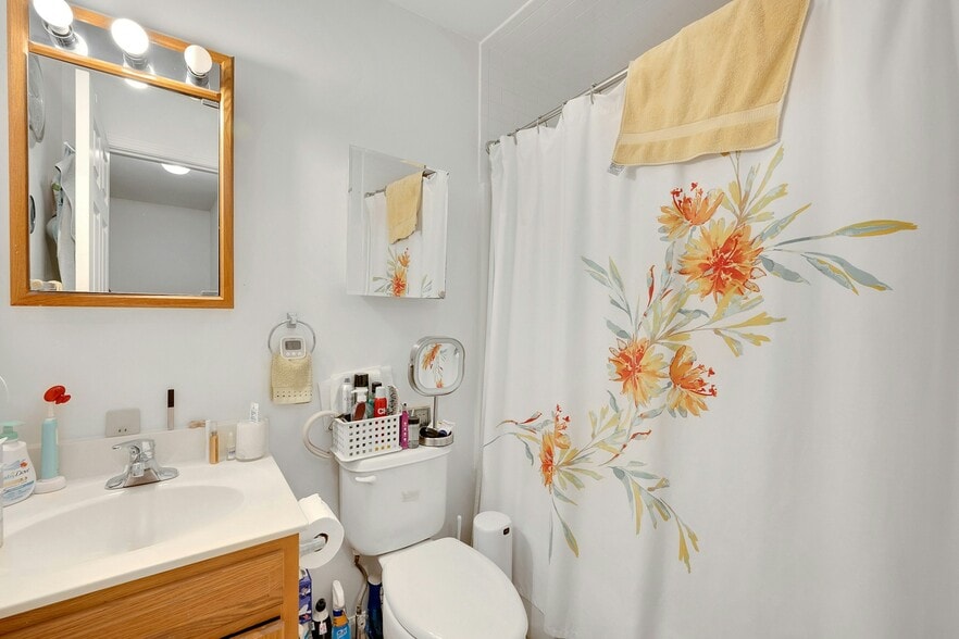 More Photos Of , Stamford Multifamily For Sale