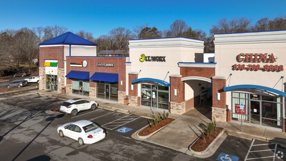 Primary Photo Of 2516-2522 Somerset Center Dr, Winston-Salem General Retail For Lease