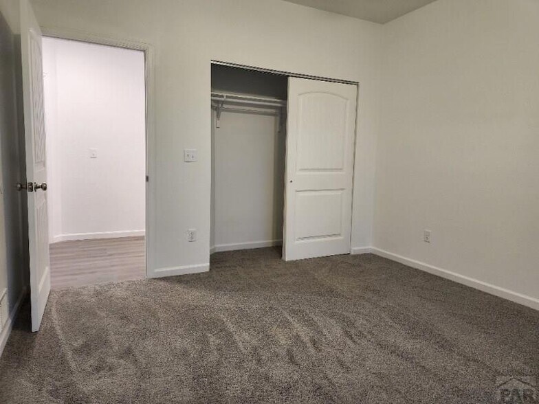 More Photos Of 710-712 E Hahns Peak Ave, Pueblo West Apartments For Sale