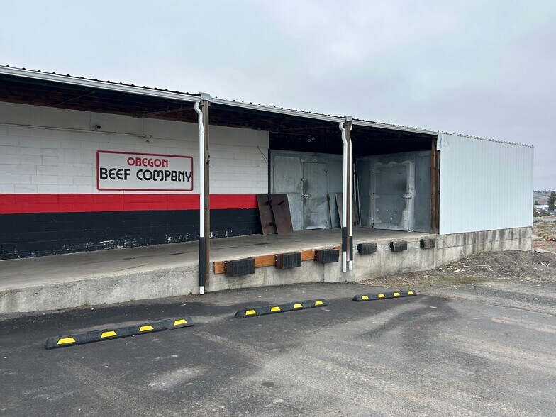 More Photos Of 1762 S Adams Dr, Madras Manufacturing For Sale