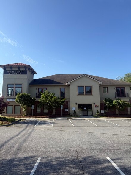 Primary Photo Of 421 S Church St, Hendersonville Office For Sale