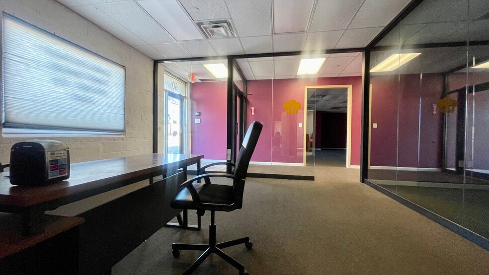 More Photos Of 60 Milbar Blvd, Farmingdale Warehouse For Lease