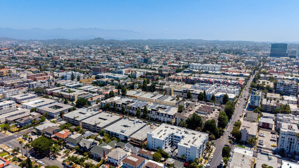 More Photos Of 439 S Hobart Blvd, Los Angeles Apartments For Sale