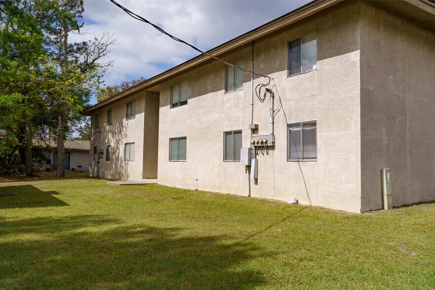 More Photos Of 11010 Middleground Rd, Savannah Apartments For Sale