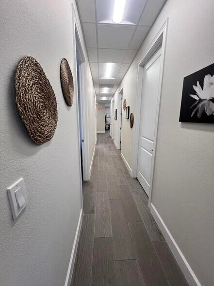 More Photos Of 3165 Suntree Blvd, Rockledge Office For Lease