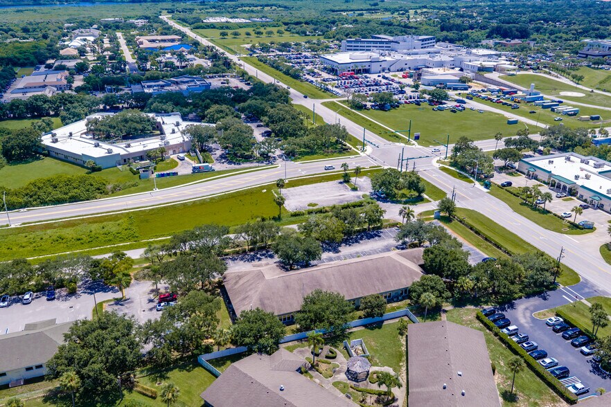 More Photos Of 1260 37th St, Vero Beach Medical For Lease