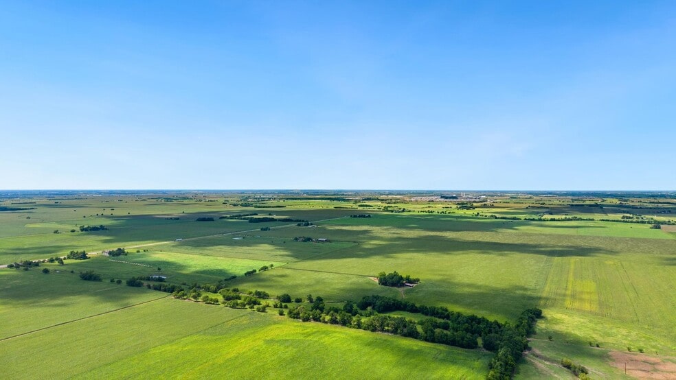 More Photos Of 4669 FM 973, Taylor Land For Sale