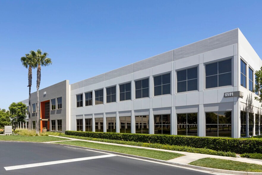 More Photos Of 46 Discovery, Irvine Unknown For Lease