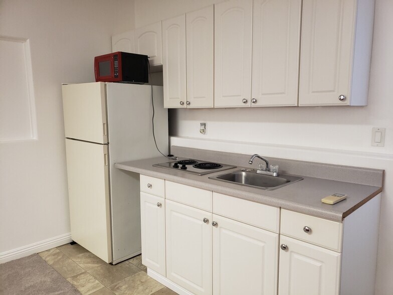 More Photos Of 2106 Young St, Honolulu Apartments For Sale