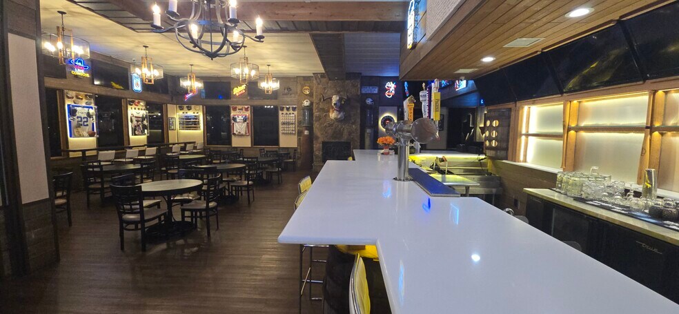 More Photos Of 1401 Texas 16, Graham Restaurant For Sale