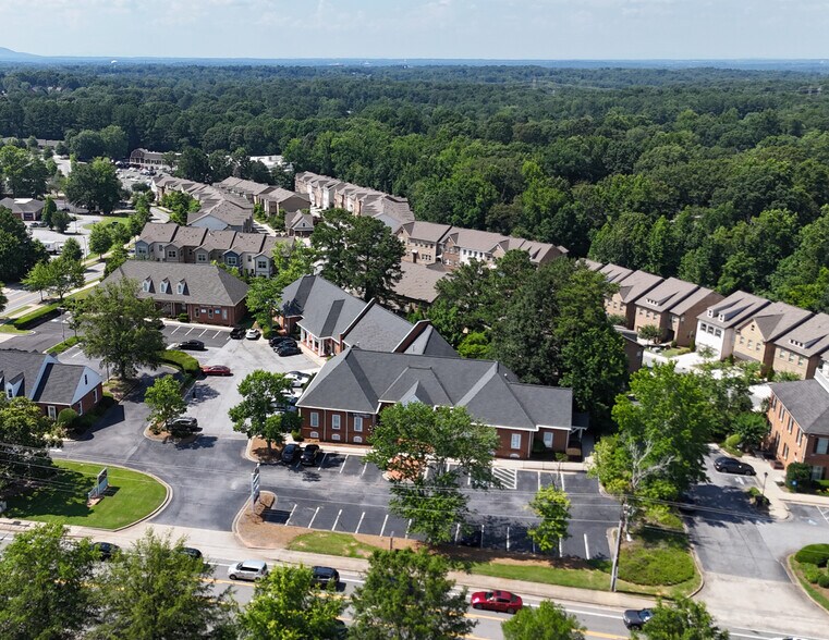 More Photos Of 1730 Mount Vernon Rd, Dunwoody Office For Lease