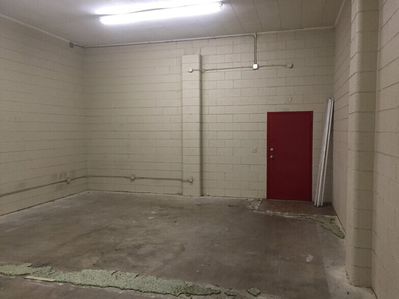 More Photos Of 1308 S Peoria Ave, Tulsa Unknown For Lease