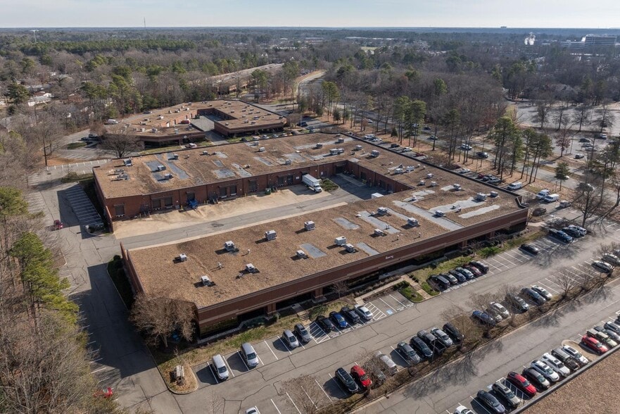 More Photos Of 1450-1470 E Parham Rd, Richmond Unknown For Lease