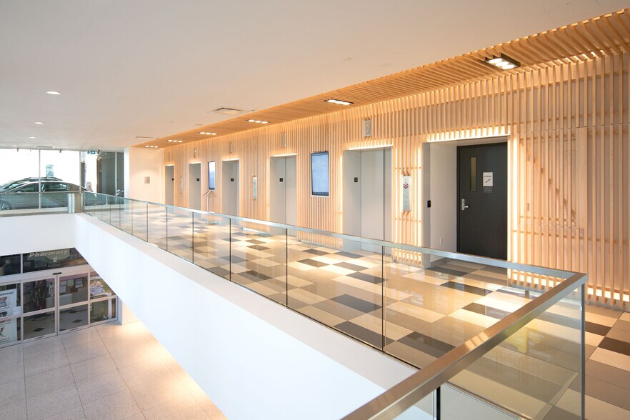 More Photos Of 750 W Broadway, Vancouver Medical For Lease