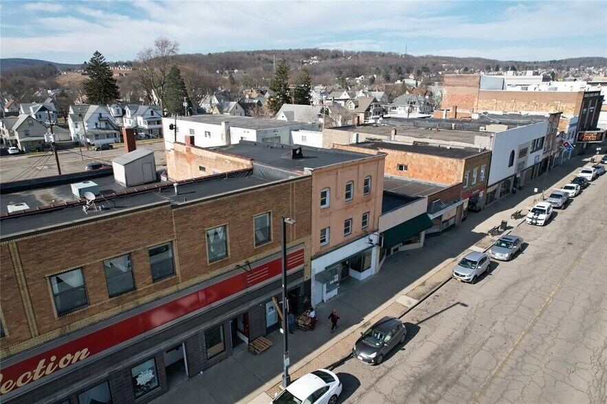 More Photos Of 122 Washington Ave, Endicott Storefront Retail Residential For Sale