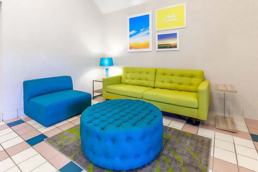 More Photos Of 11410 State Route 250, Milan Hotel For Sale