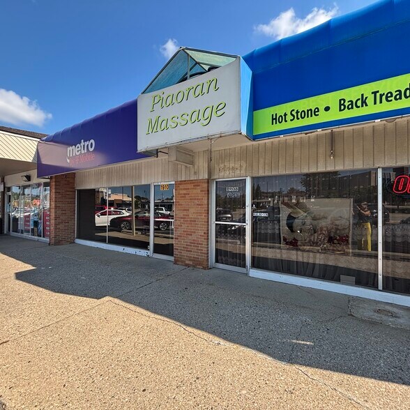 Primary Photo Of 1908-1910 W Stadium Blvd, Ann Arbor Freestanding For Lease