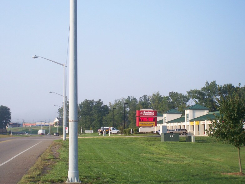 More Photos Of 3921-3949 Northpointe Dr, Zanesville Unknown For Lease