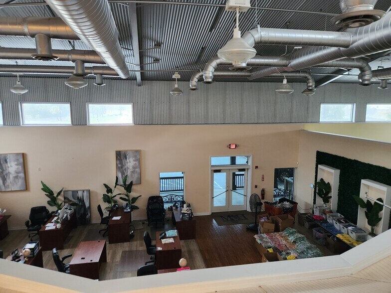 More Photos Of 153 Venture Dr, Brunswick General Retail For Sale