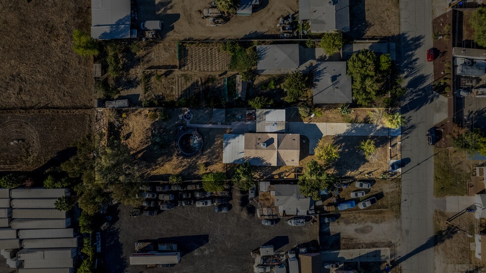 More Photos Of 2314 S Artesia St, San Bernardino Industrial For Sale