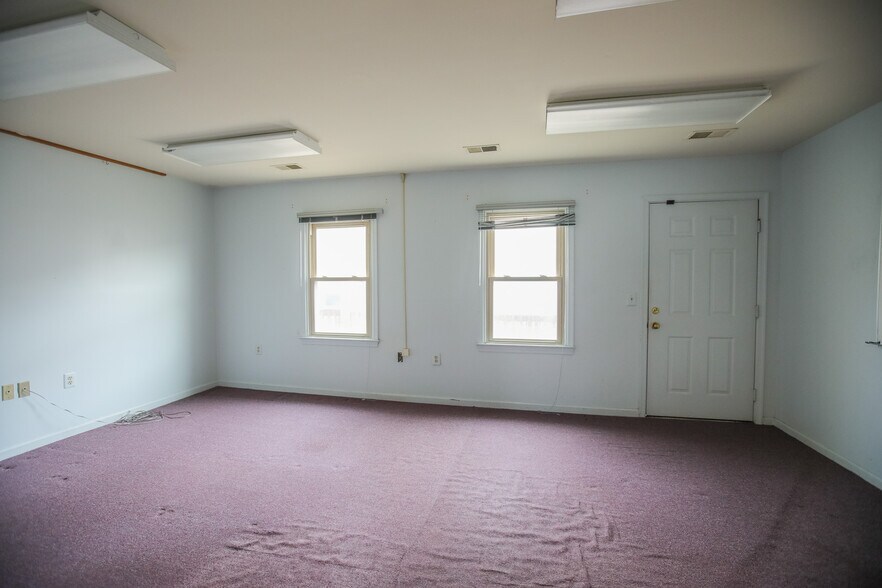 More Photos Of , Rockville Office For Sale