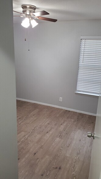 More Photos Of 430 Kendalia Ave, San Antonio Apartments For Sale