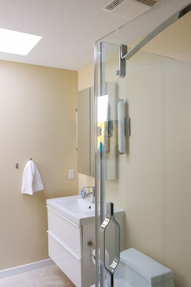 More Photos Of 430 W Center St, Douglas Freestanding For Sale