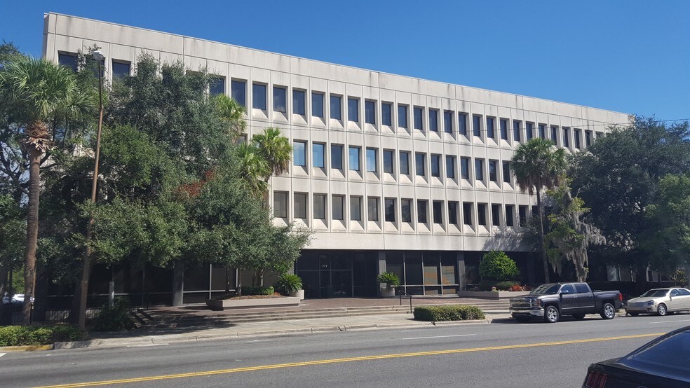 More Photos Of 777 Gloucester St, Brunswick Office For Lease