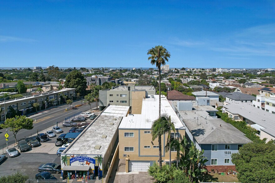 More Photos Of 1942 Euclid St, Santa Monica Apartments For Sale