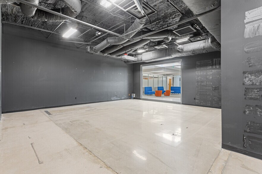 More Photos Of 7525 NW 4th Blvd, Gainesville Medical For Lease