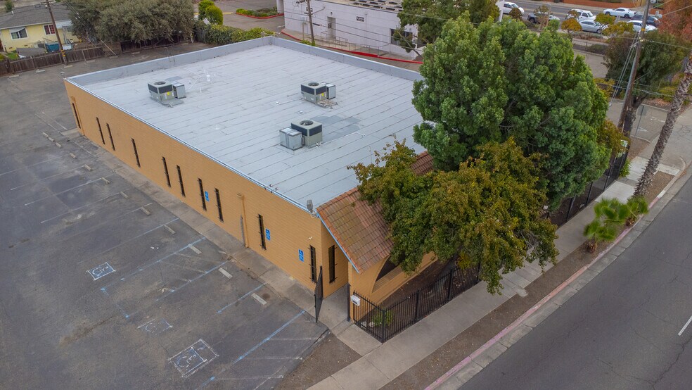 More Photos Of 6006 N El Dorado St, Stockton Office For Sale