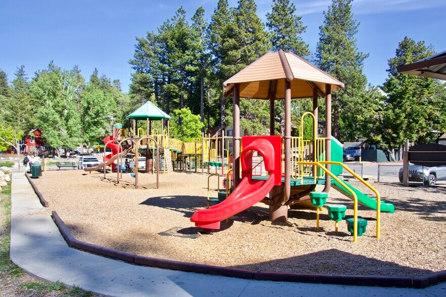 More Photos Of 32065 Hunsaker Way, Running Springs Land For Sale